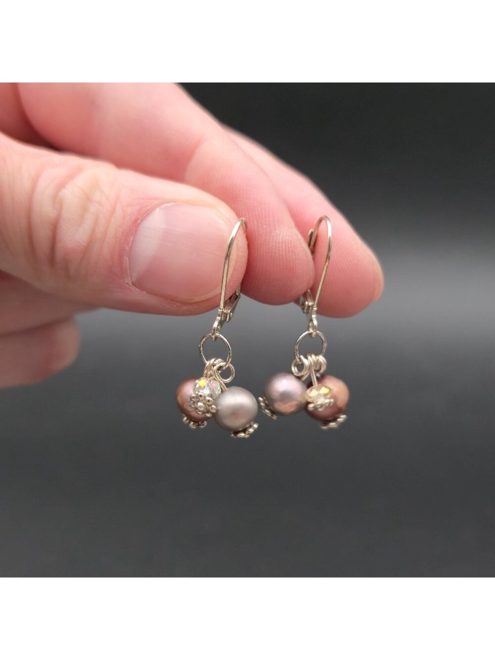 Mauve and Grey Pearl Cluster Leverback Dangle Earrings A8621